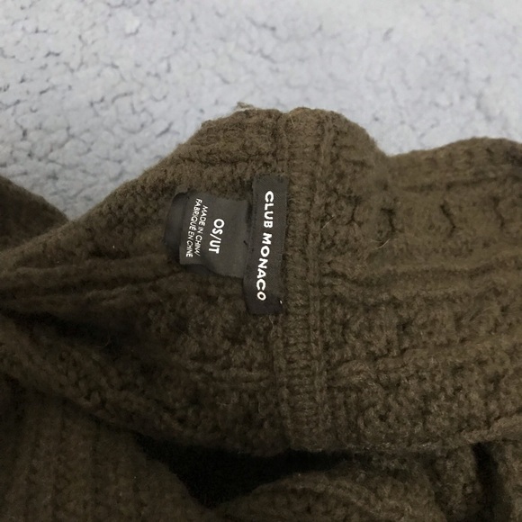 Club Monaco Olive Green Wool Infinity Scarf - Picture 4 of 4